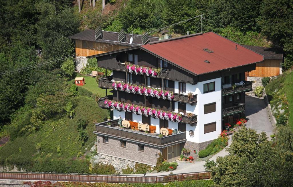 ホテルGastehaus Rieser リート・イム・ツィラータール エクステリア 写真